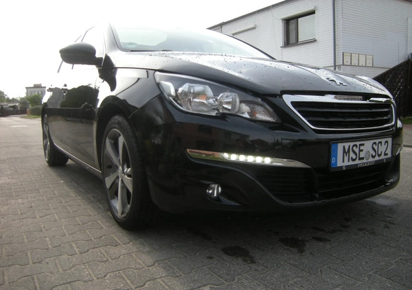 Peugeot 308 cena 31500 przebieg: 113000, rok produkcji 2015 z Zawadzkie małe 466